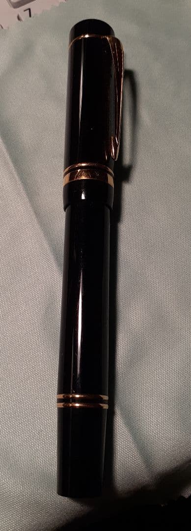 パーカー（Parker）デュオフォールド万年筆（F）