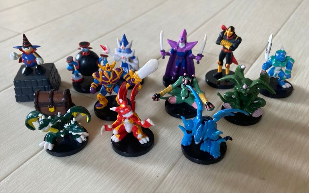 遊☆戯☆王デュエルモンスターズ ダンジョンダイスモンスターズ カードとフィギュア