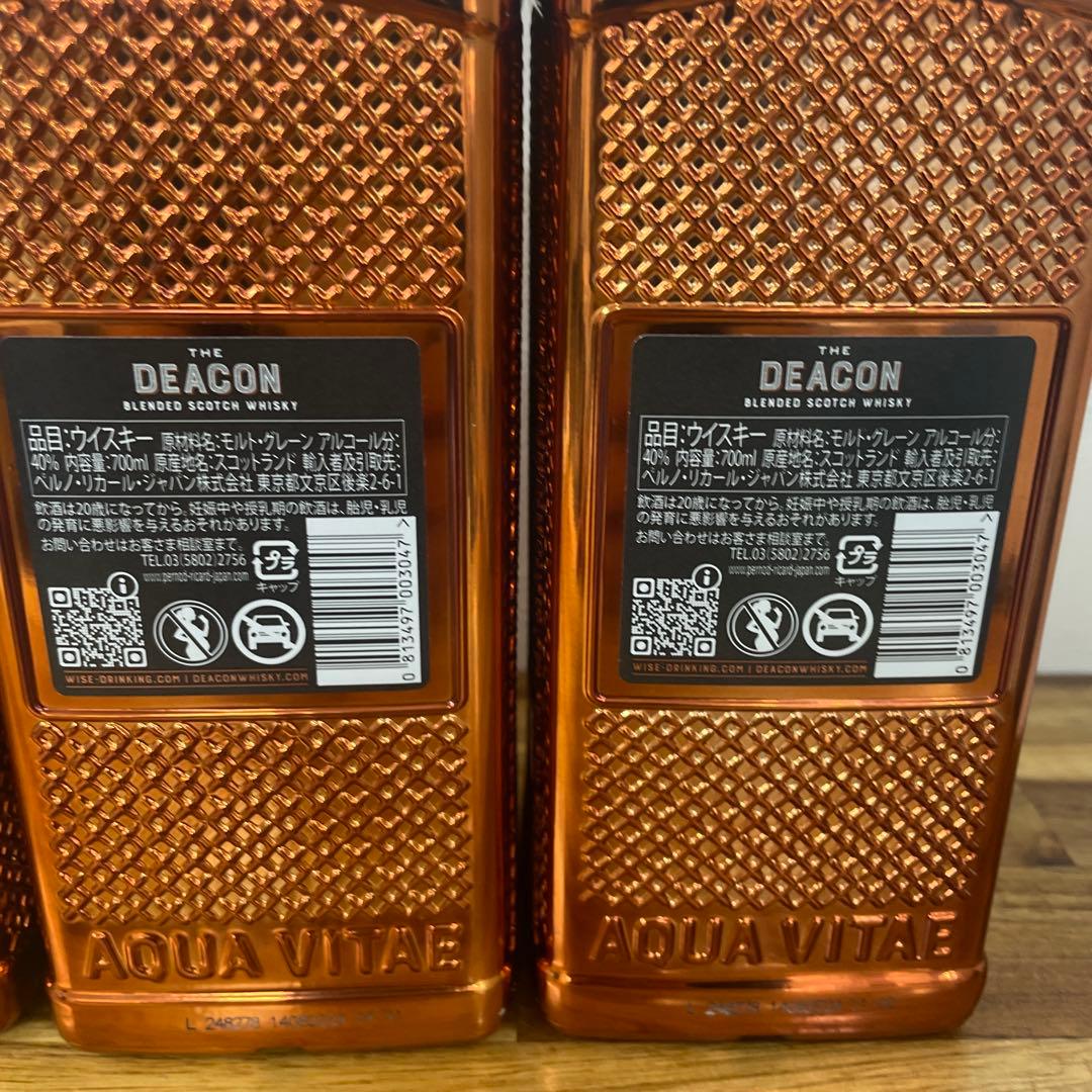 m*4様 THE DEACON ブレンデッドスコッチウイスキー 700ml 3本