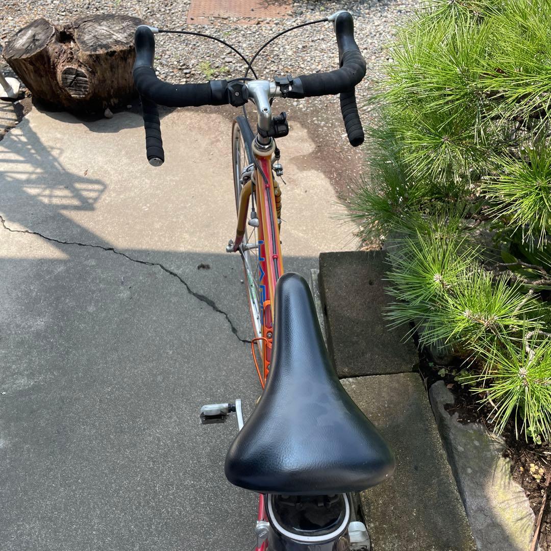 前橋市タキザワサイクルHARPロードバイク レッド/ゴールド