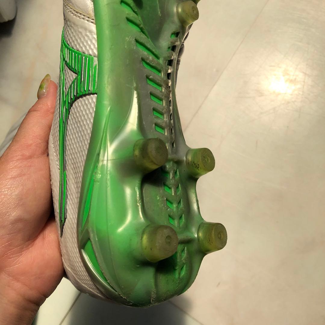 モレリア ネオ 4 b JAPAN ホワイト/グリーン