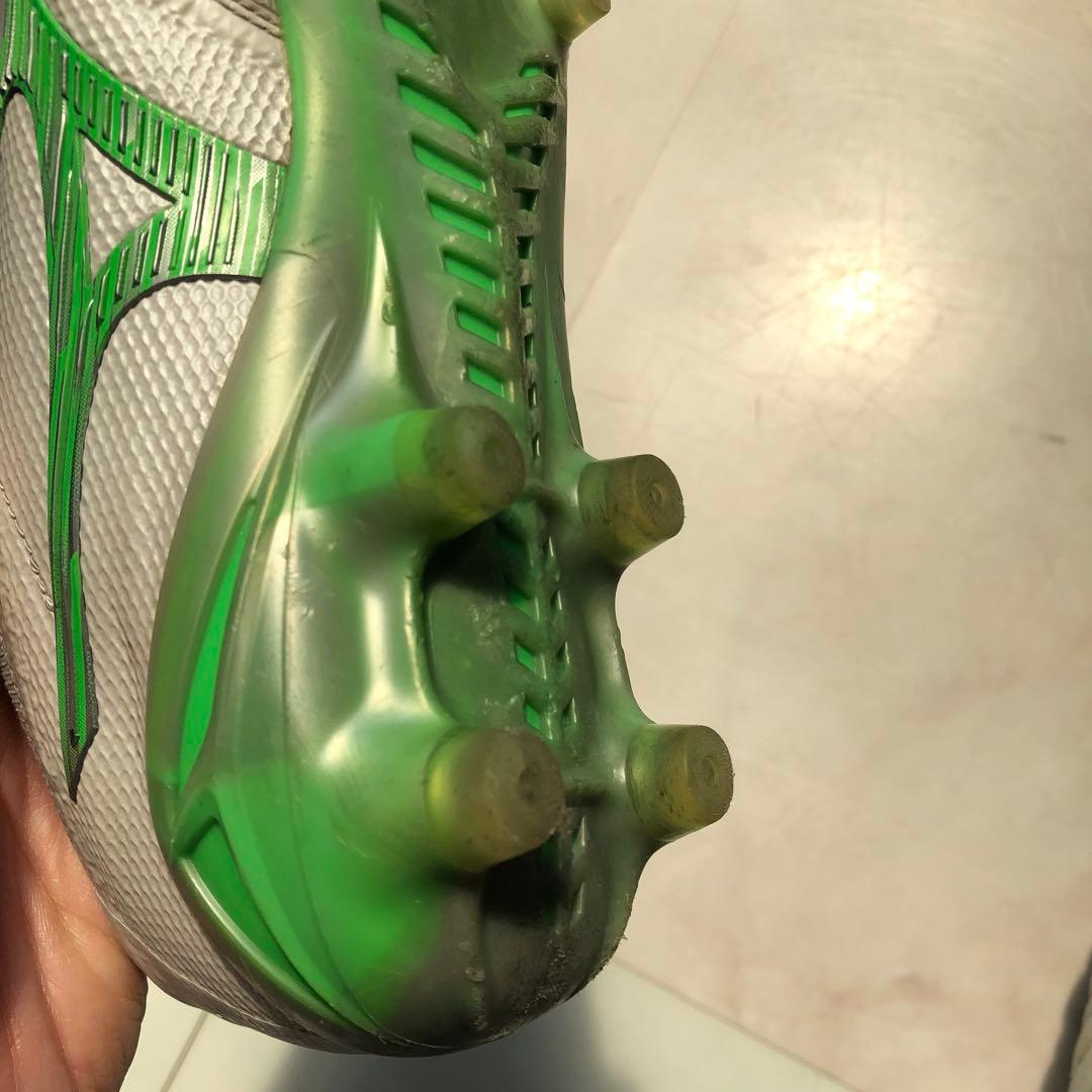 モレリア ネオ 4 b JAPAN ホワイト/グリーン