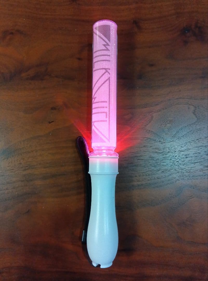 h*3様 M!LK ペンライト