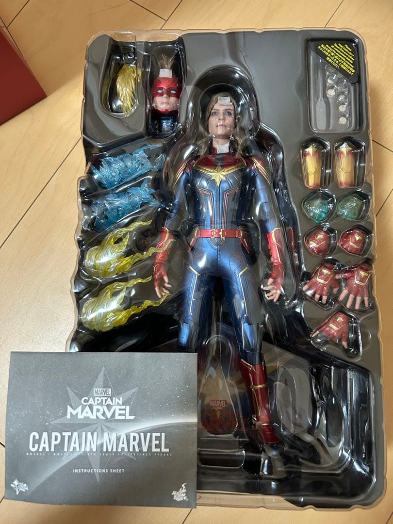 キャプテン・マーベル フィギュア　即購入OK