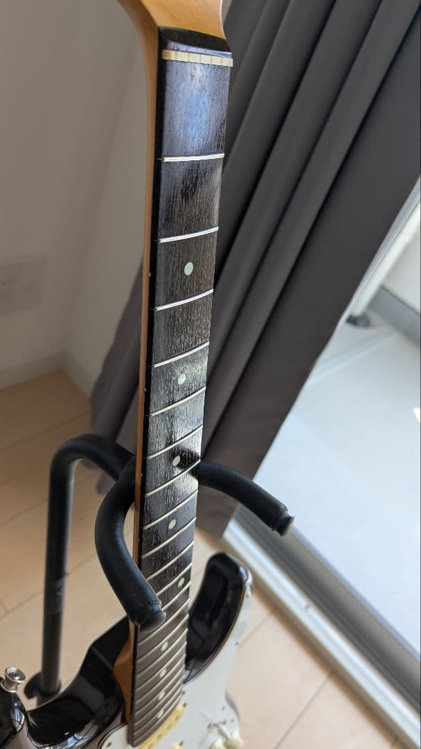 Squier by Fender Japan StratocasterEシリアル