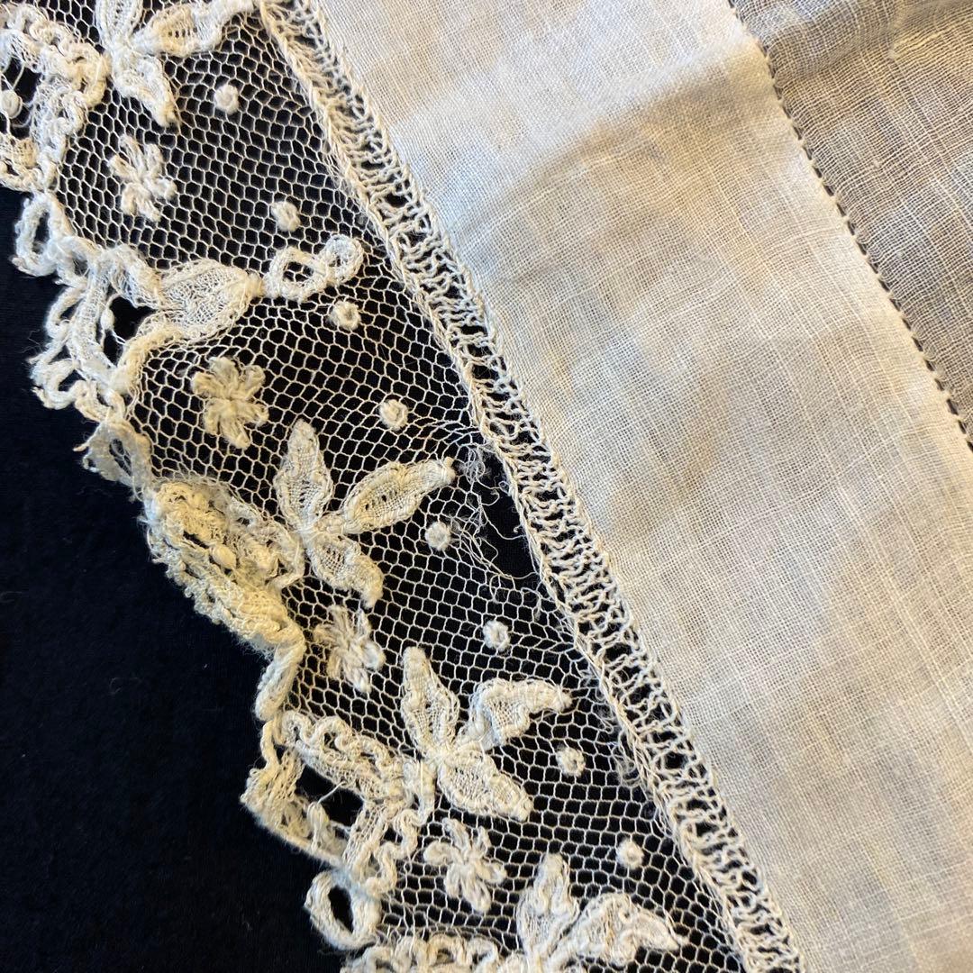 France アンティーク　手刺繍ハンカチ　美しいレース