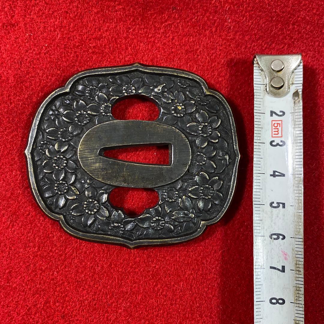 B–10 鍔　つば　武具 銅製 装飾品 アンティーク 美術品 工芸品 刀装具