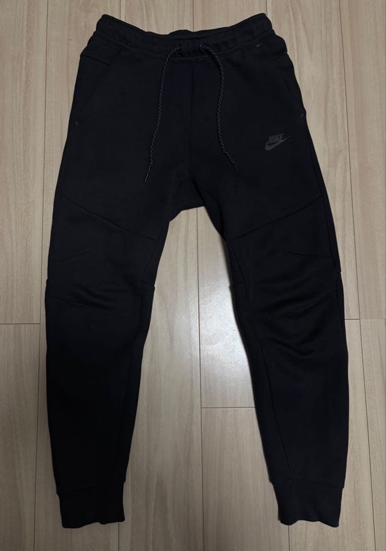 Nike ナイキテックフリース　セットアップ　Mサイズ　黒
