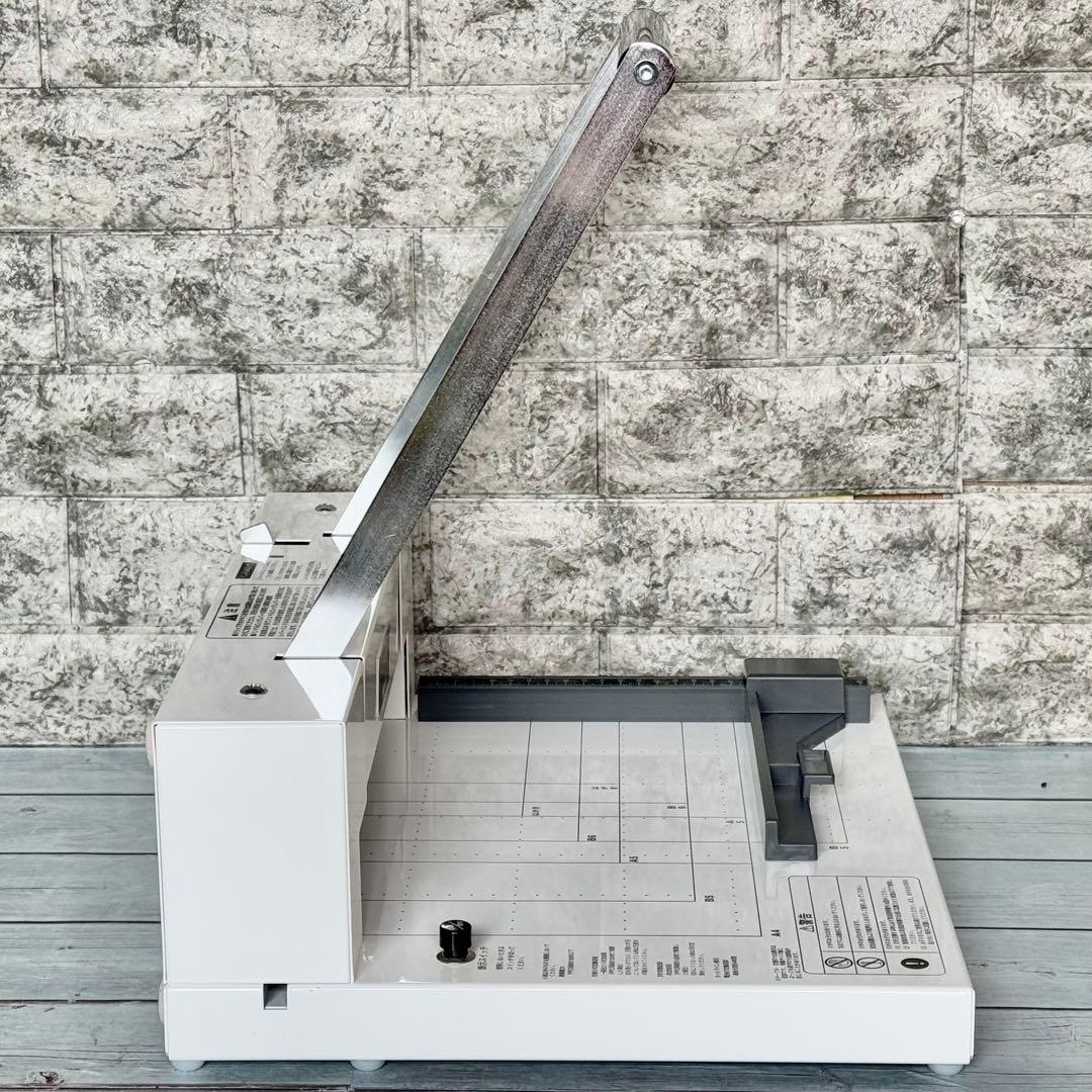 デューロデックス「200-DX」手動式パーソナル断裁機