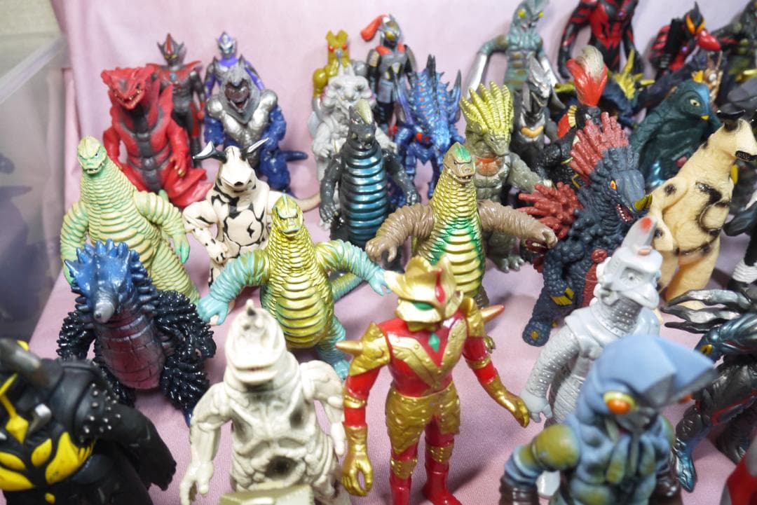 ウルトラ怪獣シリーズ　怪獣ソフビ　68体セット