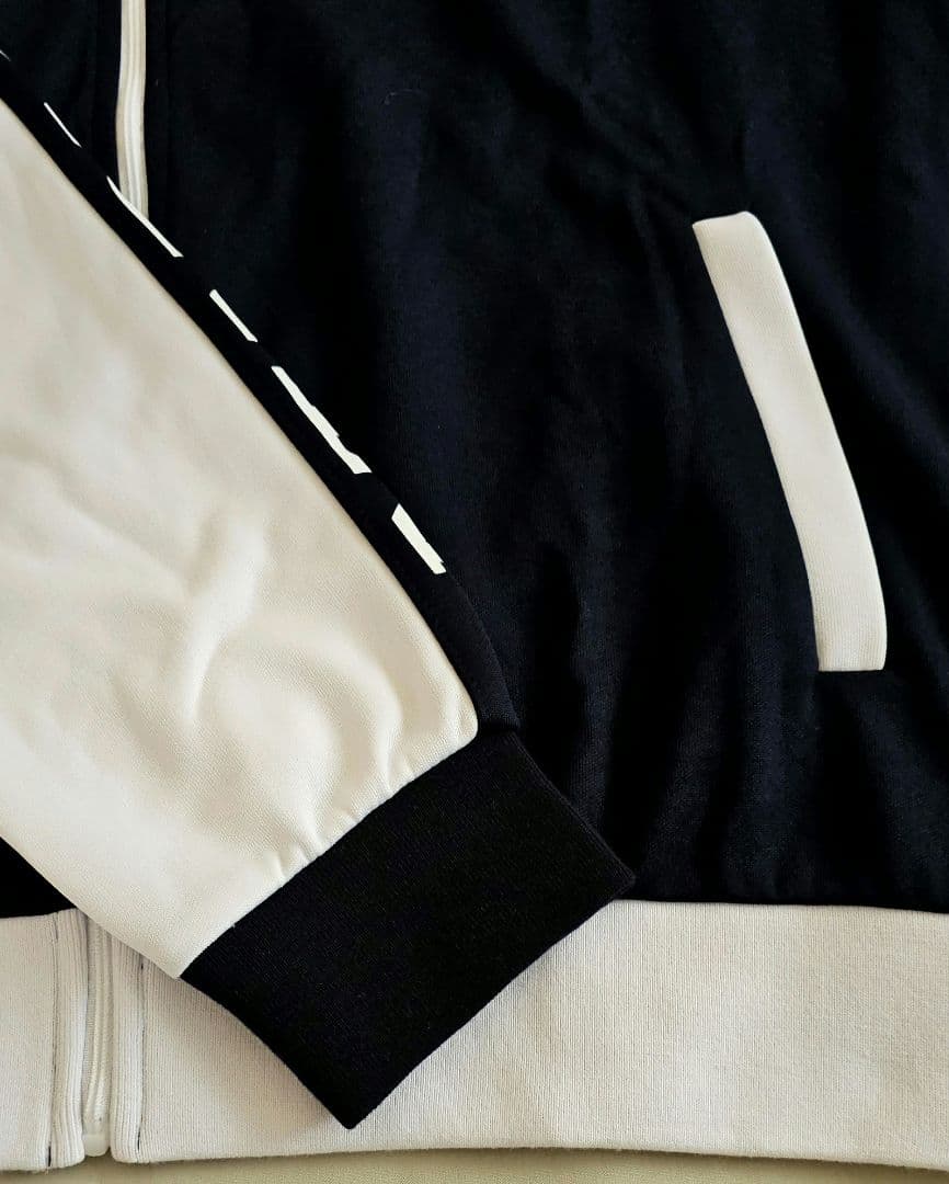 新しい学校のリーダーズ ジャージ上 L