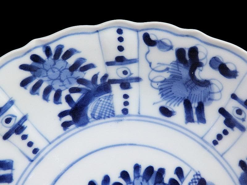 平戸　伊万里　染付　芙蓉手　隠れ蓑に花の図　６寸皿　２枚　E179AS-CSh