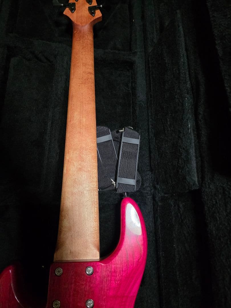 個人製作系　6弦ベース