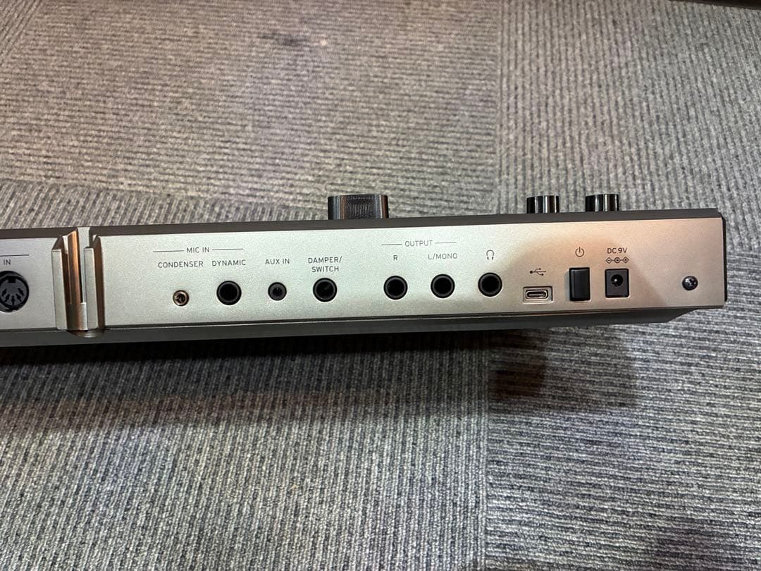 美品　KORG コルグ　microKORG2 MK-2 37鍵シンセサイザー