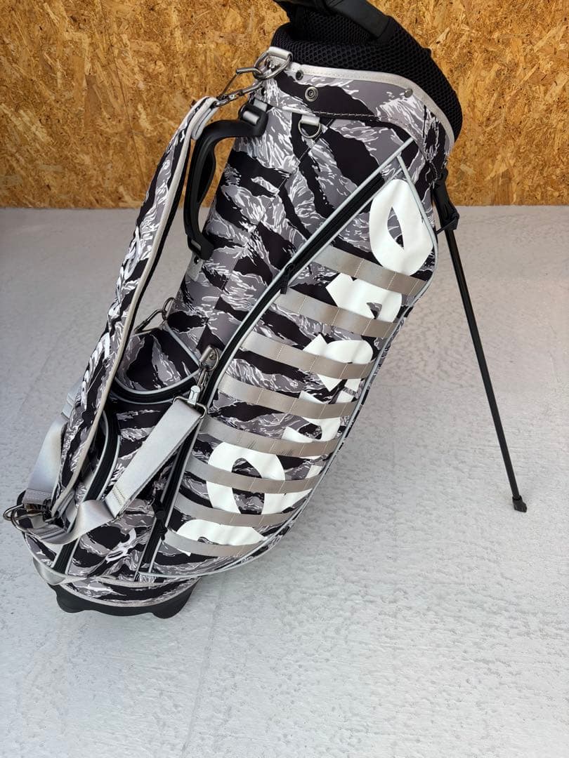 Russelluno スタンド付きゴルフバッグ