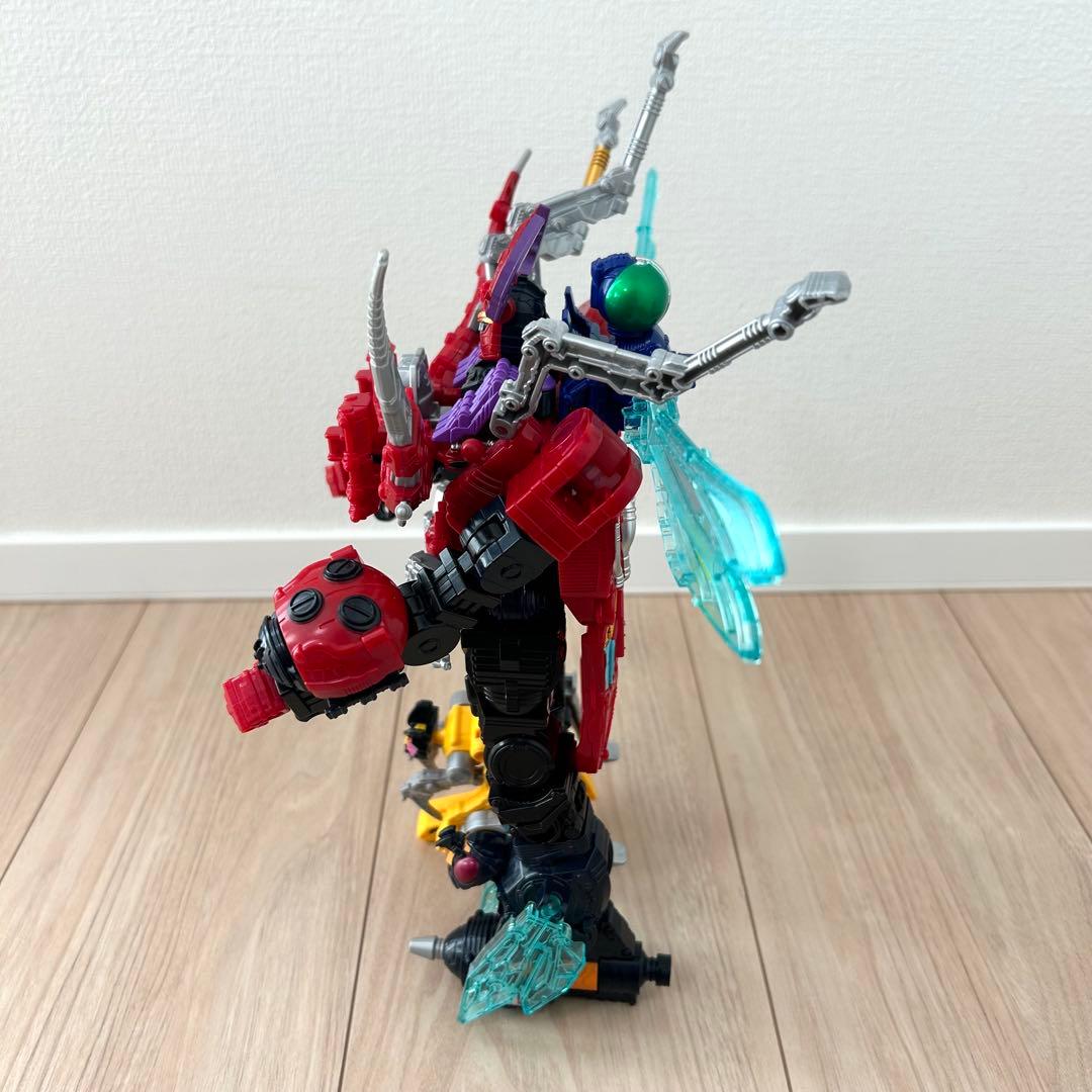 王様戦隊 DXキングオージャー タランチュラナイト　3大シュゴッド 現状品