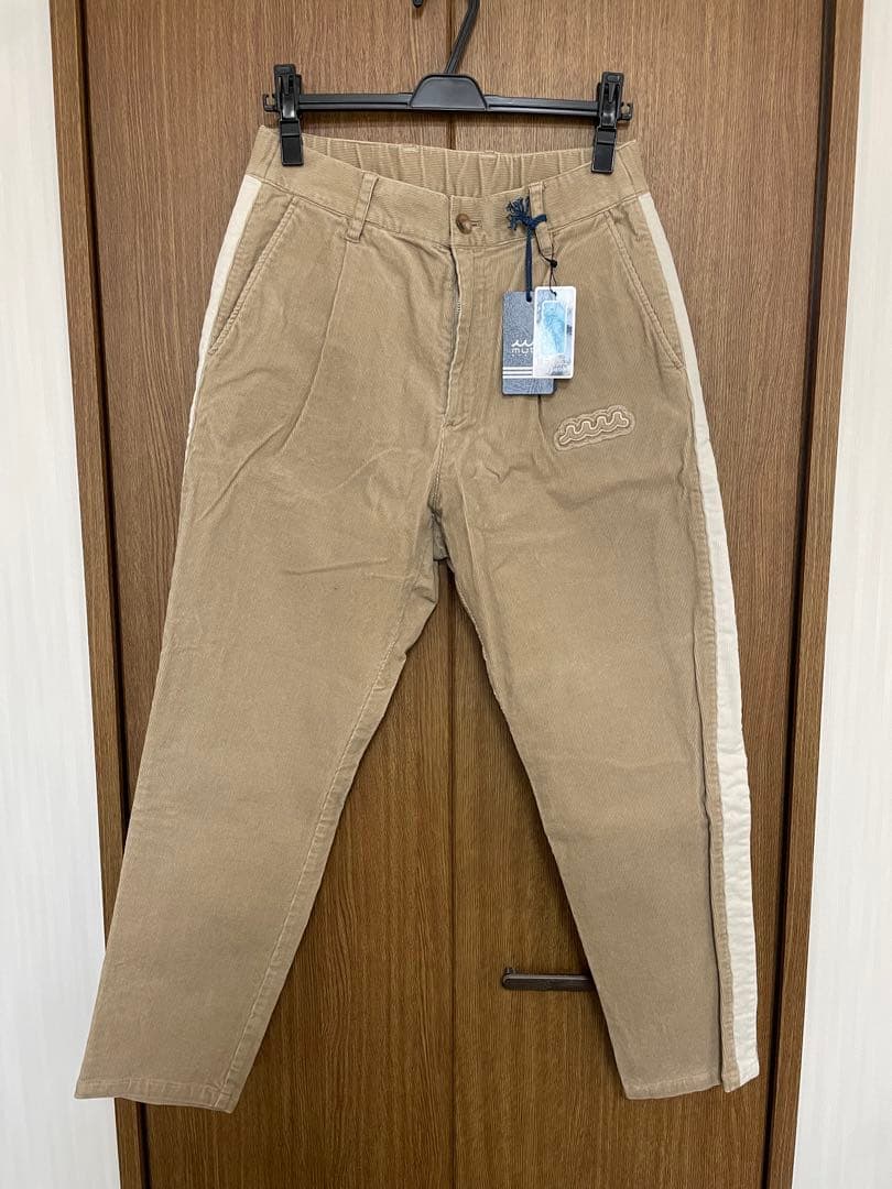 muta ムータ　防水加工 コーデュロイパンツ ベージュ