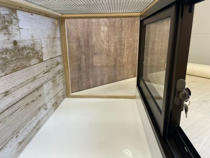 ＦandＫ爬虫類木製ケージ　ミーアキャット用　1200×600×600㎜