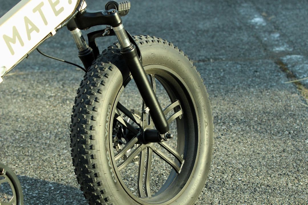 電動アシスト自転車　ファットバイク　MATE.