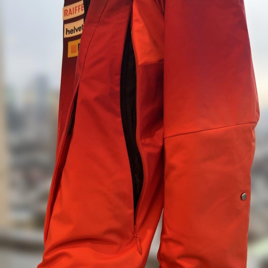 swiss ski フード付きジャケット 赤黒