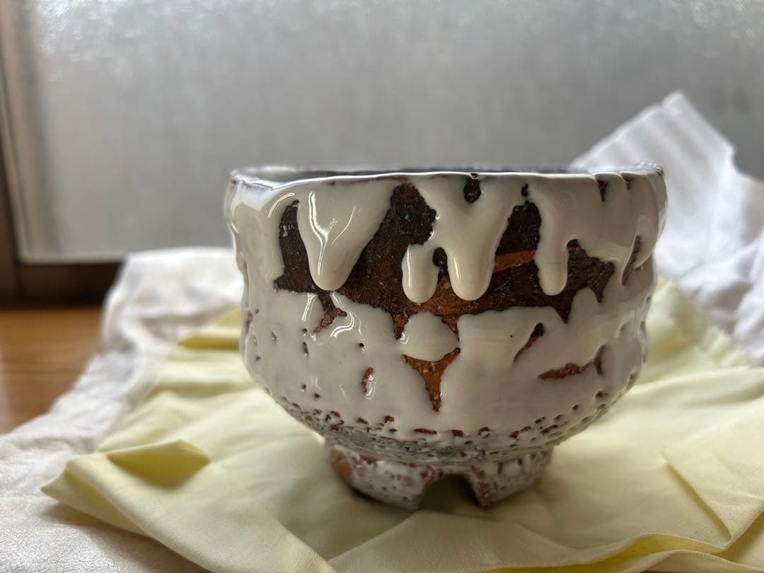 ど*読様 萩焼　北浜山　泥詩　茶碗 滴り釉薬 木箱付き