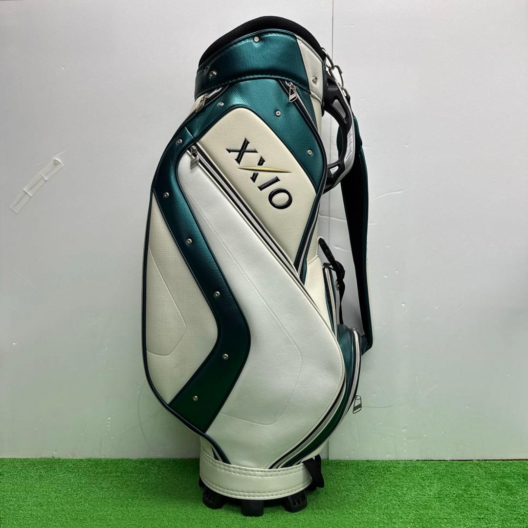 ゼクシオ XXIO ゴルフバック キャディバック　8インチ ホワイト　中古