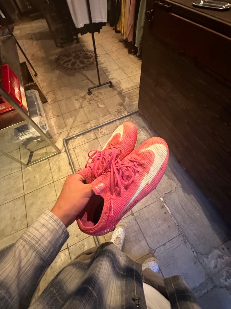 Nike マーキュリアルヴェイパー13 FG 限定カラー