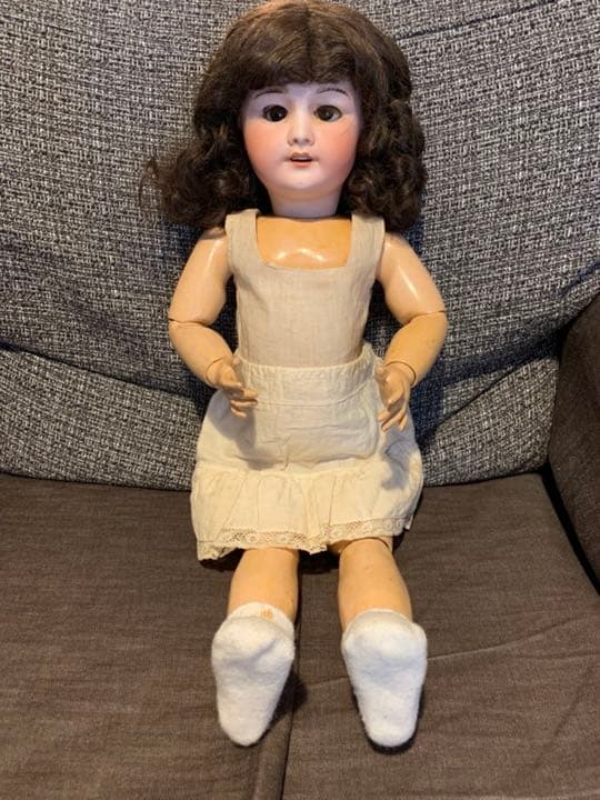 フランスで購入】アンティークSFBJ フランス人形、目の周り汚れ綺麗になりました