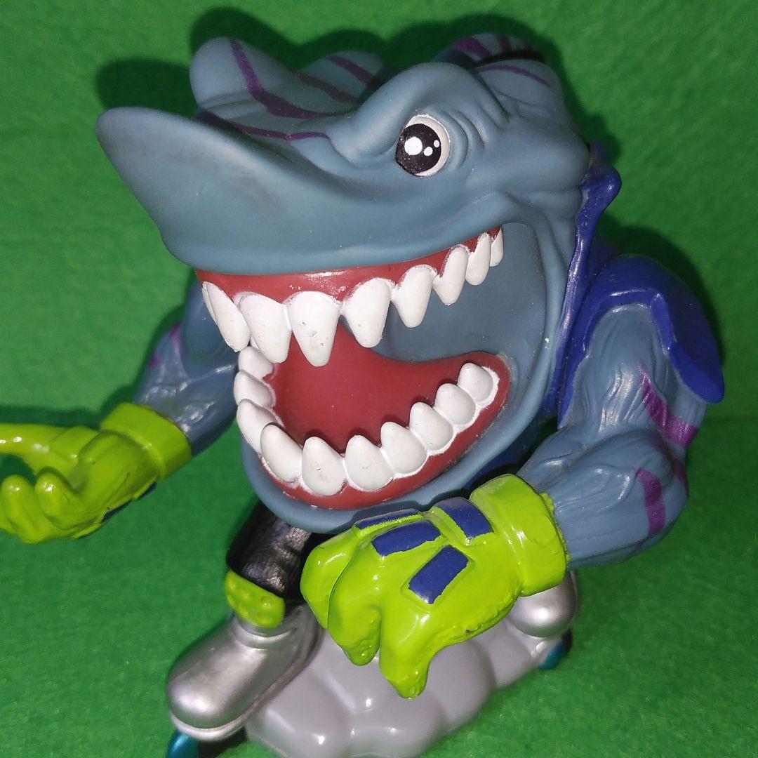 ストリートシャークス　ストリークス　フィギュア　マテル　アメトイ　2