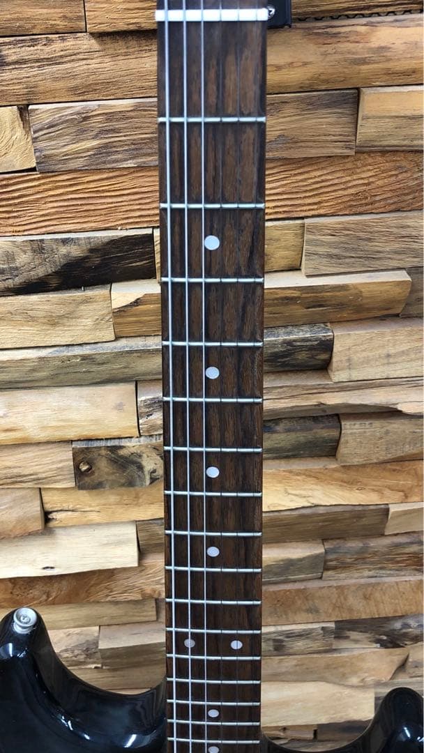 エレキギター　レジェンド　ストラトタイプ　本体のみ