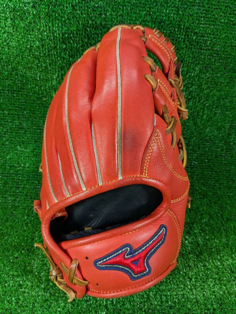 ミズノ　ビクトリーステージ　軟式　内野手