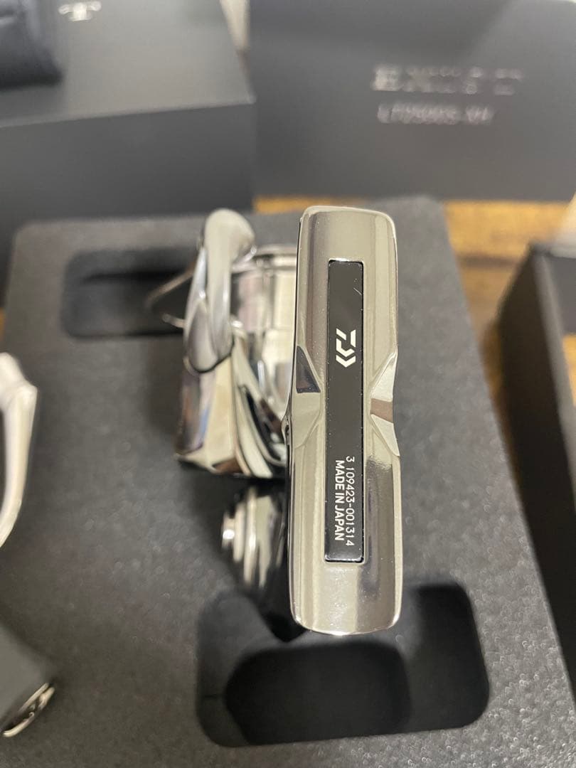 ダイワ 22 イグジスト　LT2500S-XH