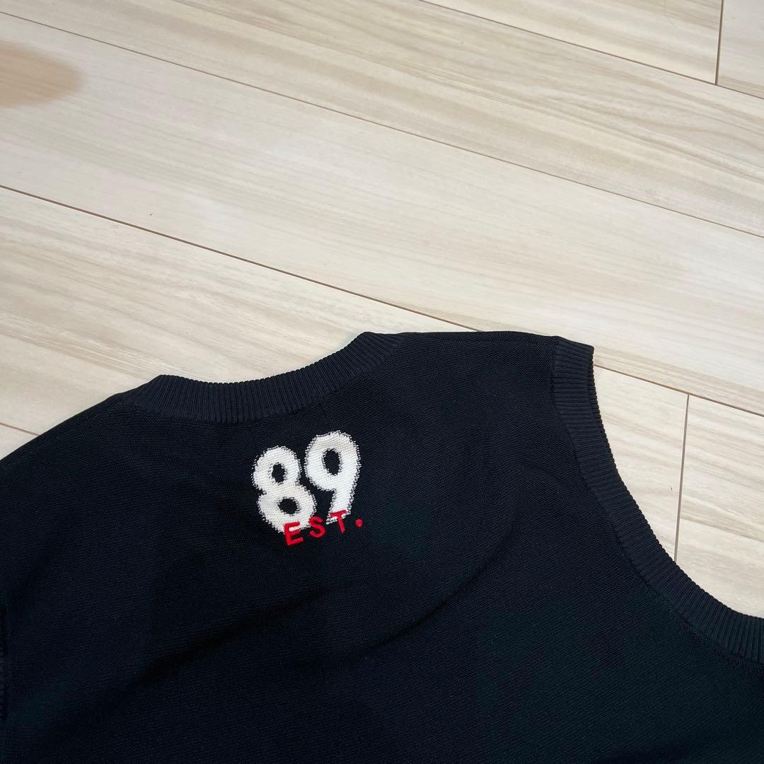 新品　半額以下　パーリーゲイツ　サイズ4 スーパーストレッチ　薄手　プレイベスト