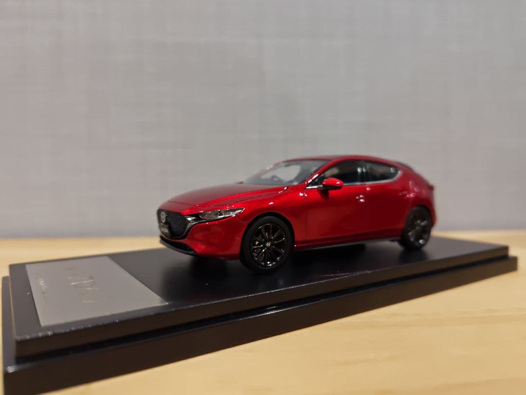 マツダ 1/43 MAZDA3 ファストバック ソウルレッド