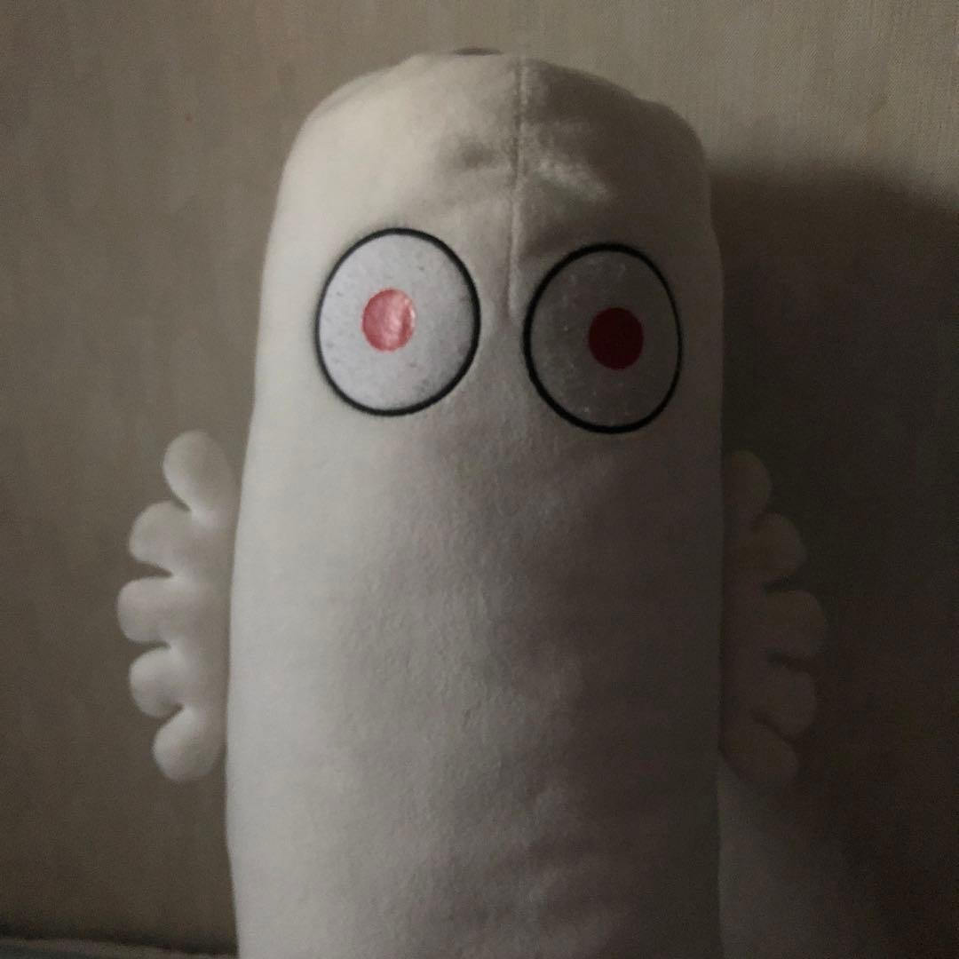 白い翼のあるぬいぐるみ