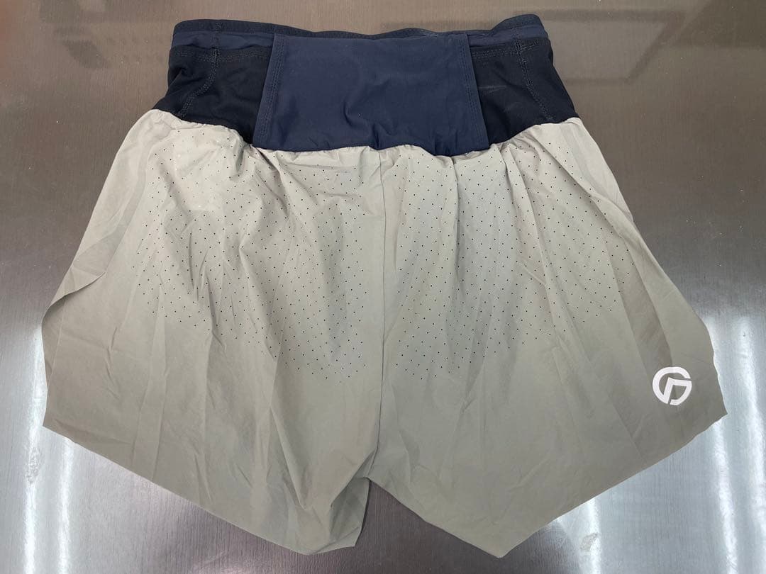 THE NORTH FACE エンデュリストレイルベリーショート グレー S