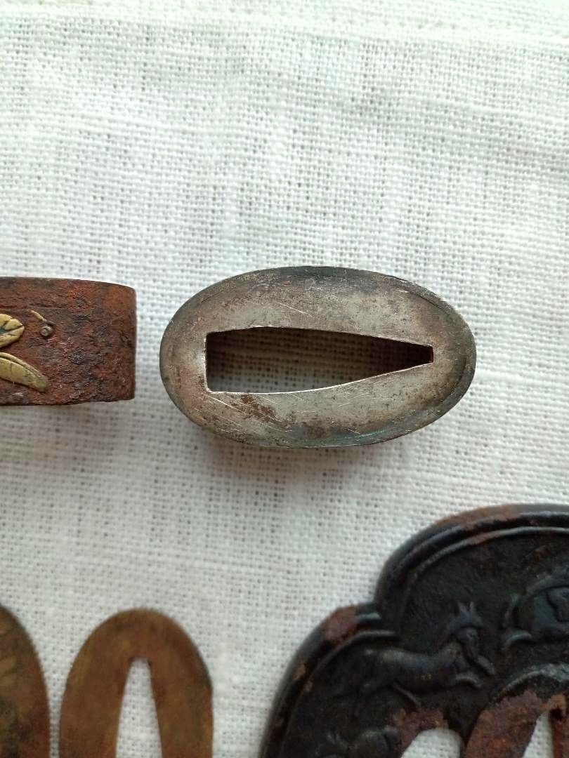 【刀・鍔】つば 馬柄／透かし／花柄／色々まとめて１０個 日本刀装具 武具 骨董