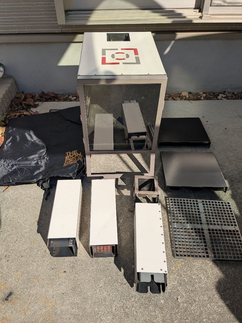 THE IRON FIELD GEAR TAKIBE COOKER 薪ストーブ