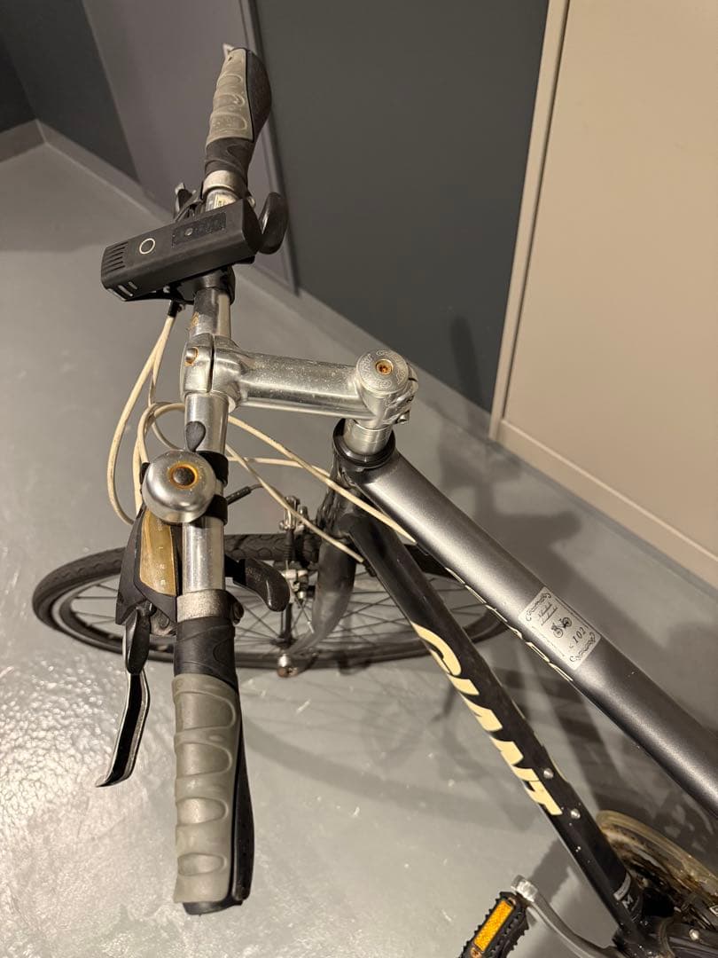 【手渡し:東京都中央区】GIANT R3 ESCAPE 中古品