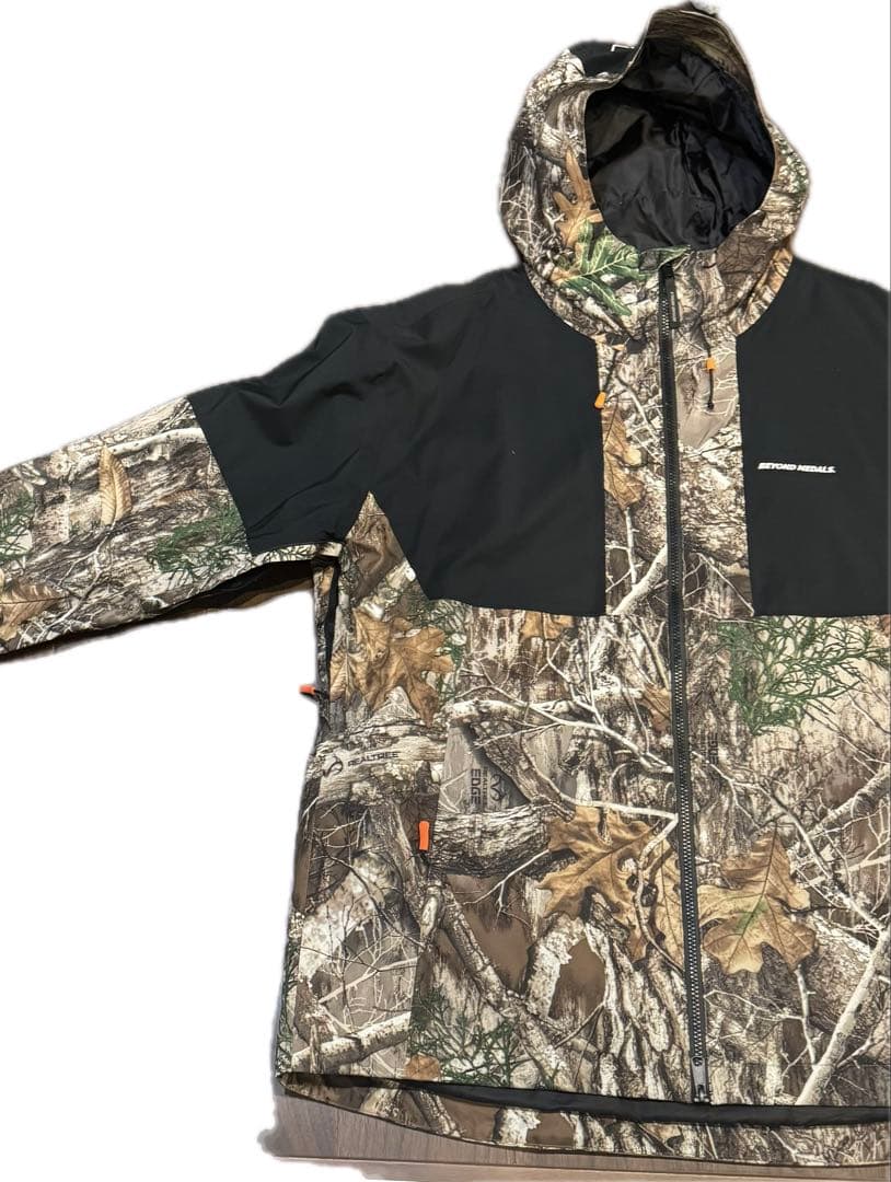 Beyond Medals Realtree 2L セットアップ Zip 上下