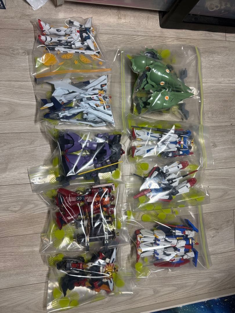 ガンプラ　まとめ売り　組み立て済み　9体