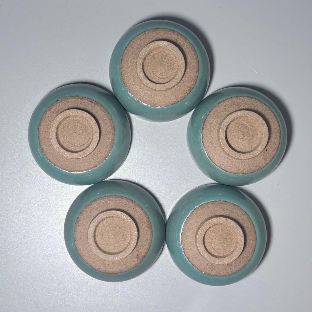 初代　松本佩山　本人作　青磁小服茶碗　共箱　翡翠色　上品な貫入　希少な器