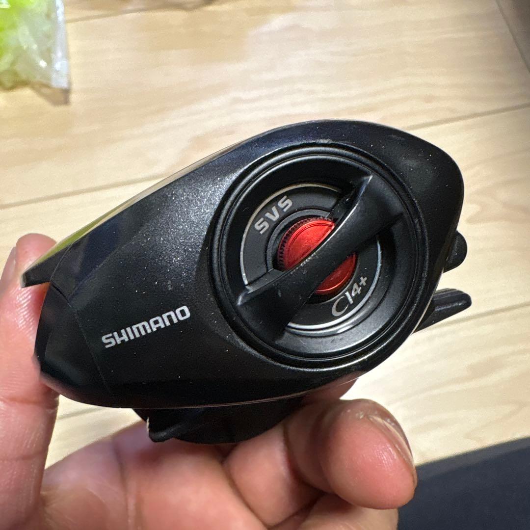 シマノ　12アルデバランBFS XG 右ハンドル 箱無し