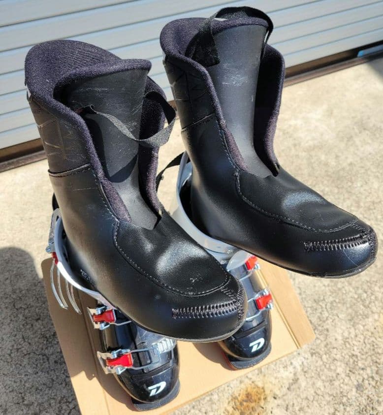 スキーブーツ　ジュニア
