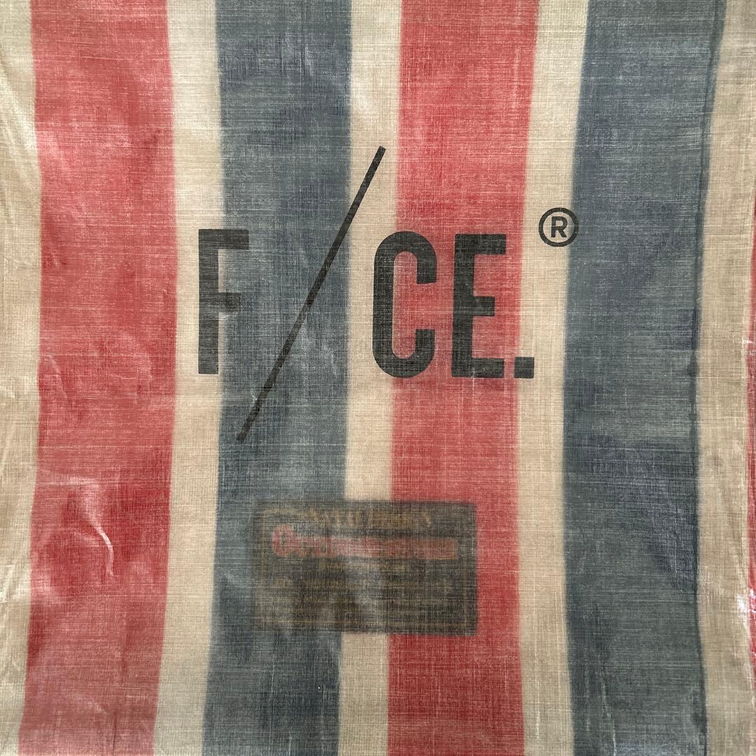 テーブル・チェア・ハンモック NATAL DESIGN x F/CE. El STOOL BESTIE