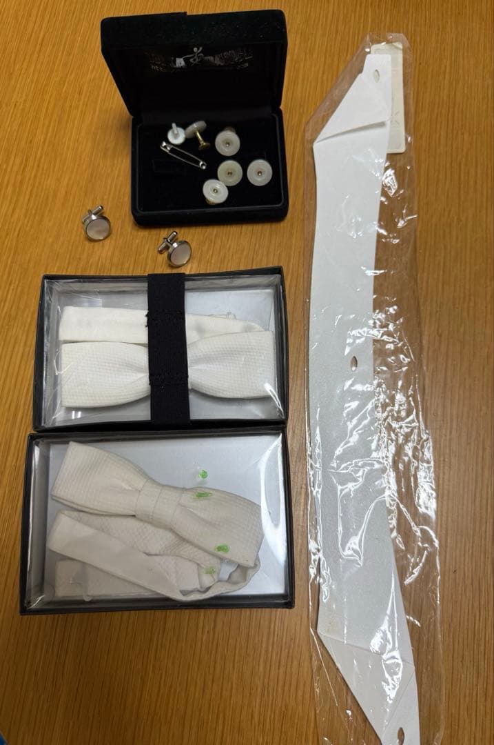 【期間限定値下げ】社交ダンス　燕尾服　衣装　専用衣装ケース付き