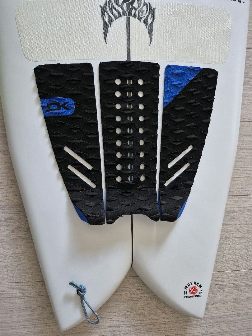 送料無料(条件あり)西濃運輸支店止め　美品　PLACEBO プレセボRNFレトロ