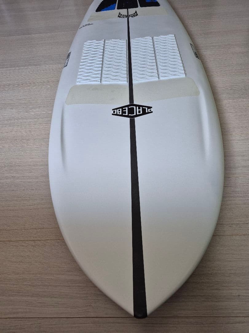 送料無料(条件あり)西濃運輸支店止め　美品　PLACEBO プレセボRNFレトロ