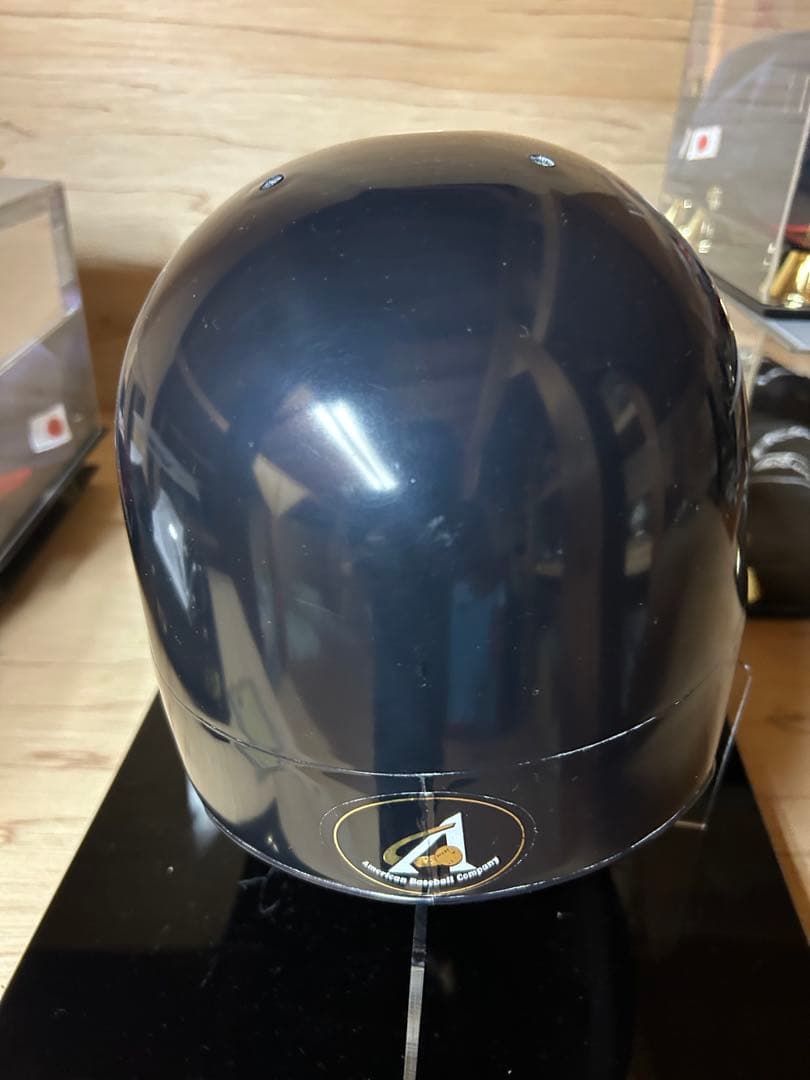 イチローサイン入りシアトル・マリナーズヘルメット