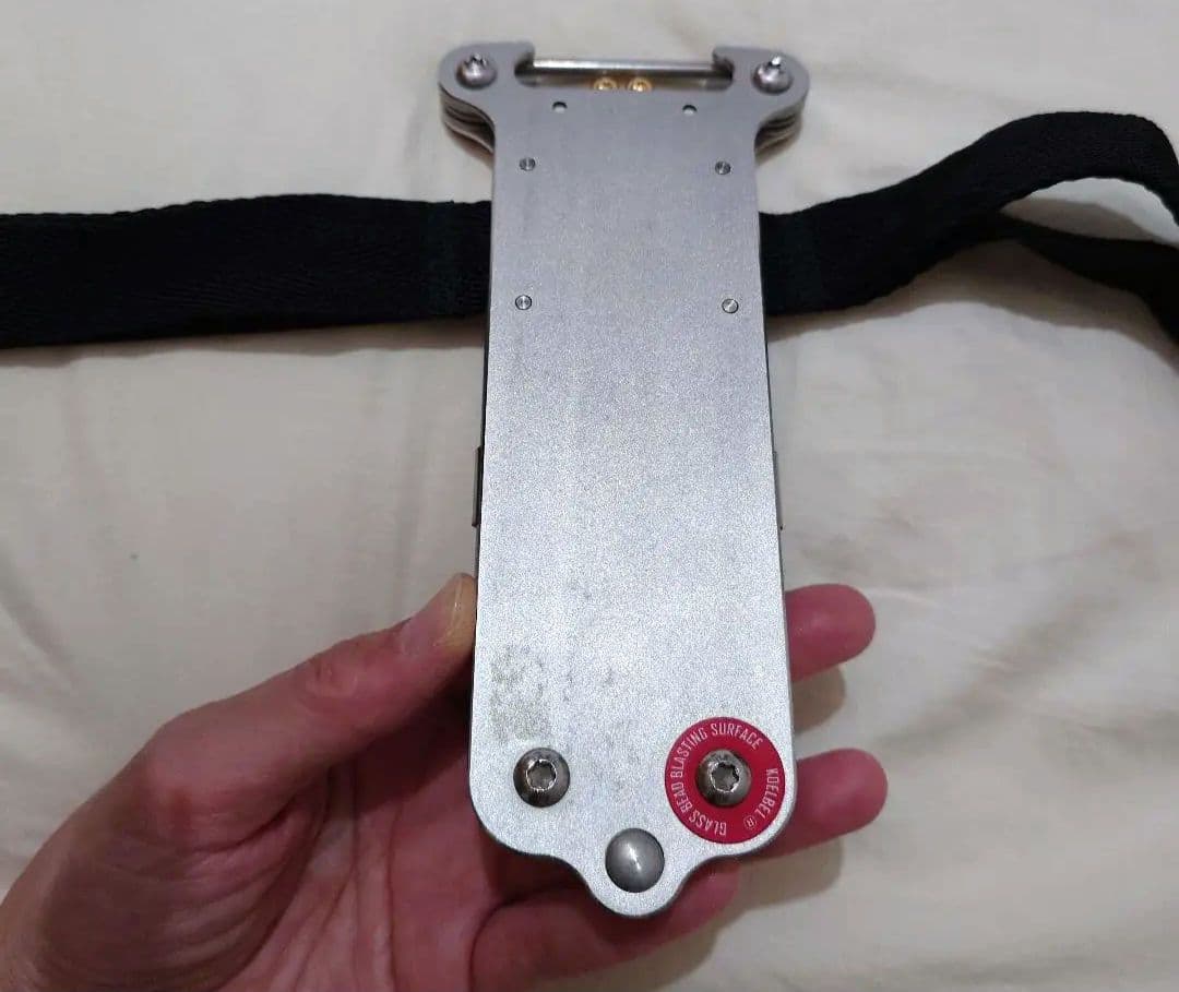 ISOKINATOR 筋力トレーニング器具